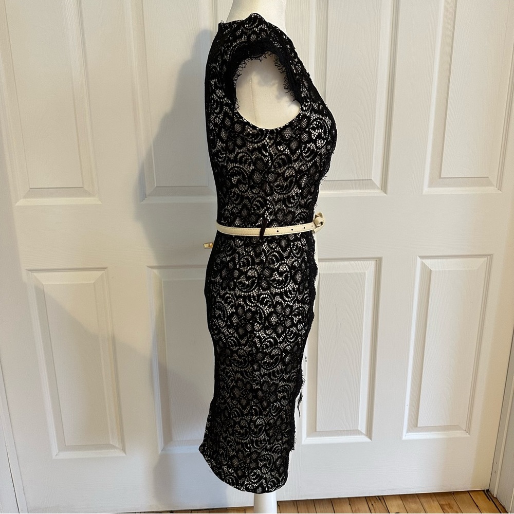 Paper Doll Cocktail dress - Picture 2 of 7